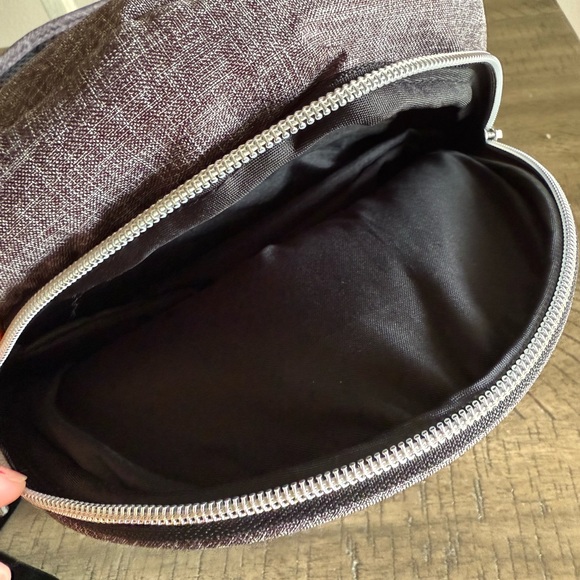 Tushbaby Hip Carrier - Picture 7 of 7